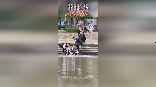 东莞吃瓜群众视频,揭秘街头巷尾的热辣话题