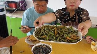 面瓜整个怎么吃最好吃视频,视频教你如何烹饪出最佳口感